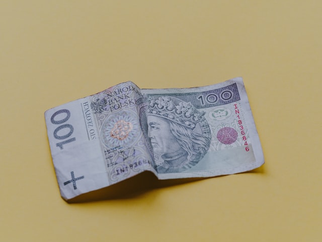Współczesne Polskie Banknoty: Kolekcjonerska Wartość Emisji Specjalnych